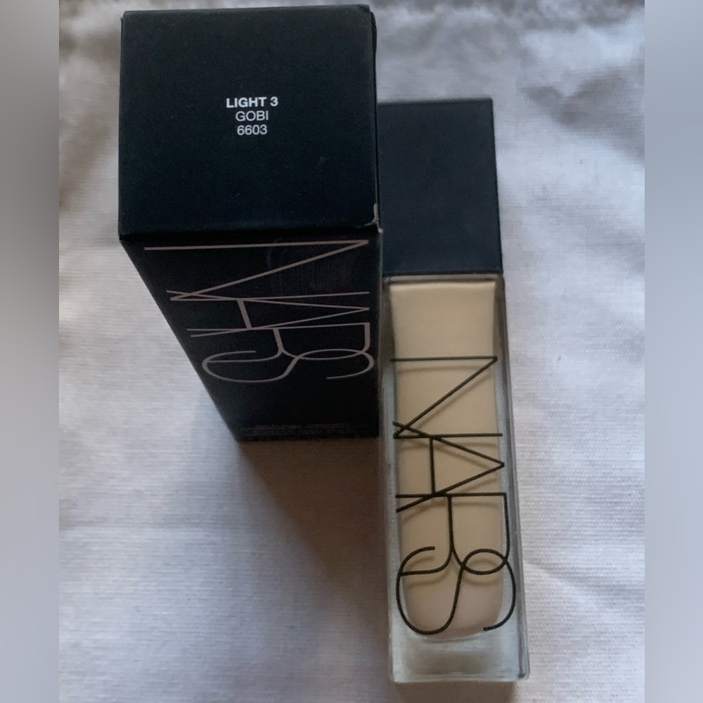⭐️2/60$⭐️NIB: Shade Gobi NARS Natural Radiant Longwear Full Coverage Foundation